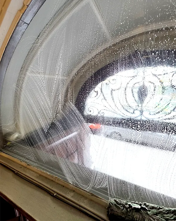 Img-Style-Window-Contact-1